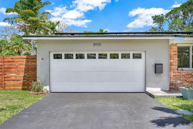 8935 SW 186th Terrace, Cutler Bay, FL 33157