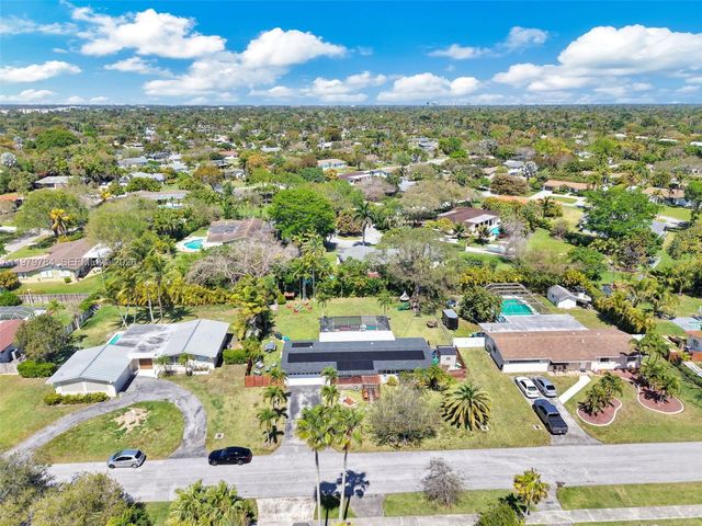 8935 SW 186th Terrace, Cutler Bay, FL 33157