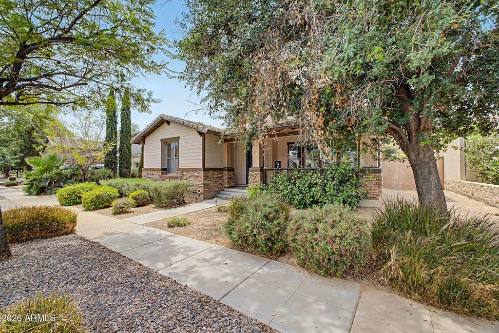 13672 N 151ST Lane, Surprise, AZ 85379 — photo 4