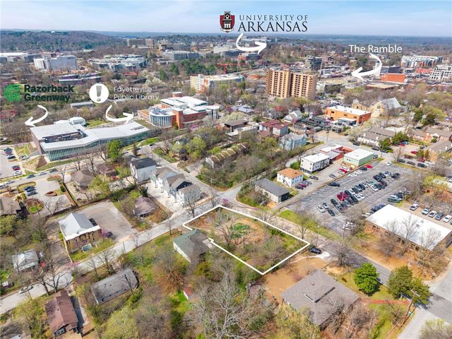 208 S Locust Avenue, Fayetteville, AR 72701