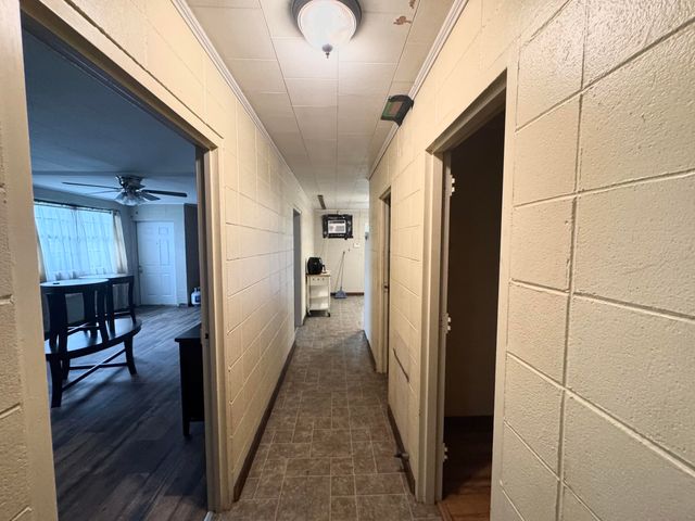 567 Eastview Dr., Laurel, MS 39443