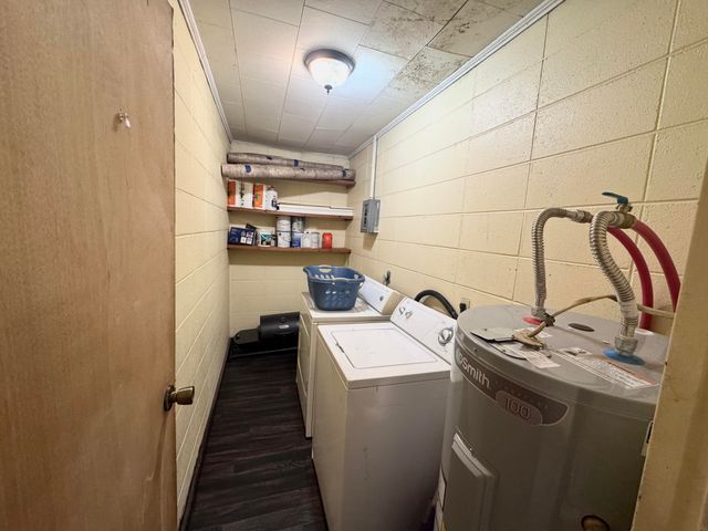 567 Eastview Dr., Laurel, MS 39443