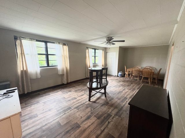 567 Eastview Dr., Laurel, MS 39443