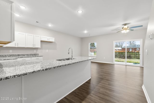 3210 Maldon Ct, Louisville, KY 40216