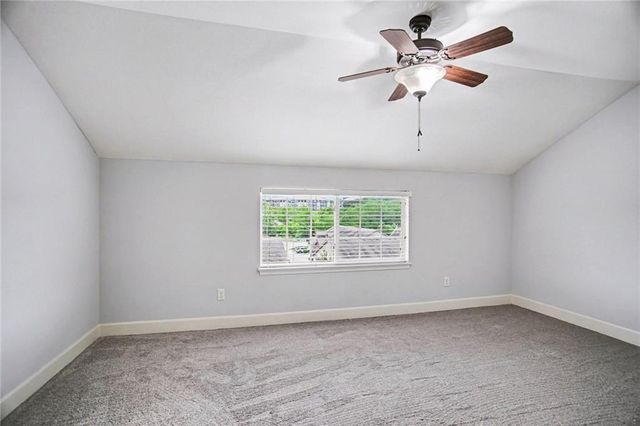 5417 N Hickory Street, Kansas City, MO 64118