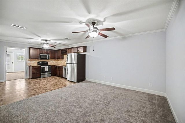 5417 N Hickory Street, Kansas City, MO 64118