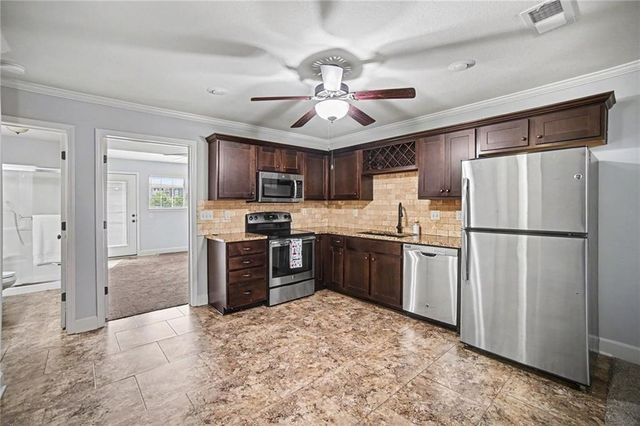 5417 N Hickory Street, Kansas City, MO 64118