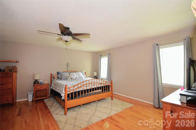 36 Cardinal Lane, Candler, NC 28715