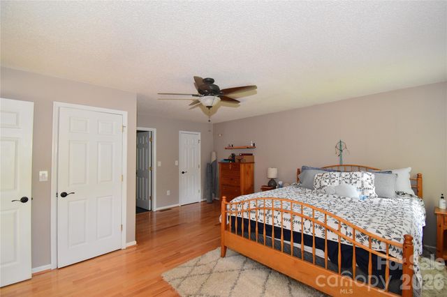 36 Cardinal Lane, Candler, NC 28715