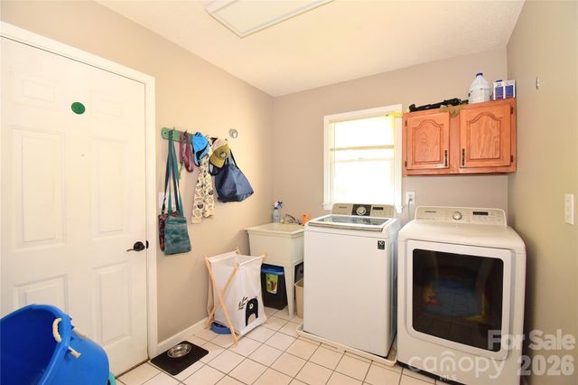 36 Cardinal Lane, Candler, NC 28715