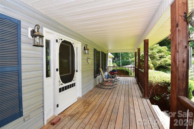 36 Cardinal Lane, Candler, NC 28715