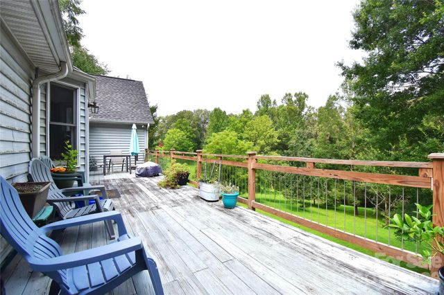 36 Cardinal Lane, Candler, NC 28715