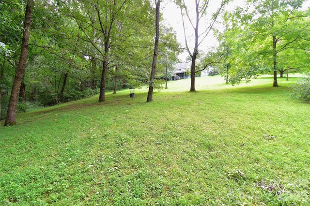 36 Cardinal Lane, Candler, NC 28715