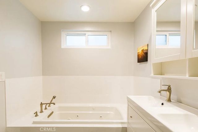 615 N Guadalupe 2, Redondo Beach, CA 90277