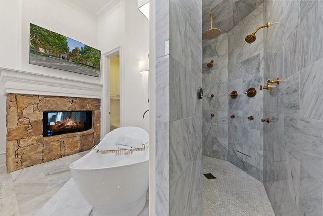 2 Terrabella Lane, Heath, TX 75032