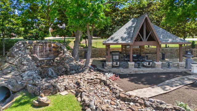 2 Terrabella Lane, Heath, TX 75032