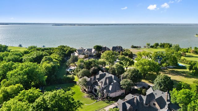 2 Terrabella Lane, Heath, TX 75032