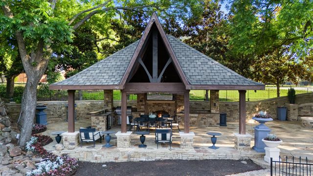 2 Terrabella Lane, Heath, TX 75032