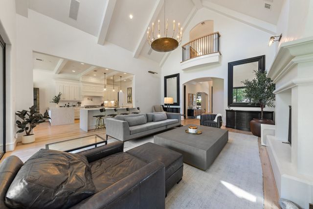 2 Terrabella Lane, Heath, TX 75032