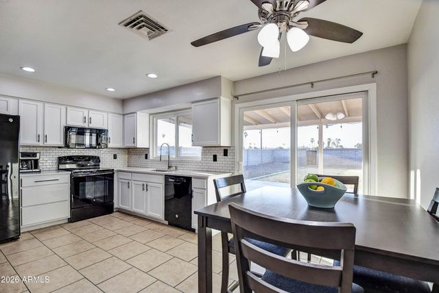 2030 W WESTERN Drive, Chandler, AZ 85224