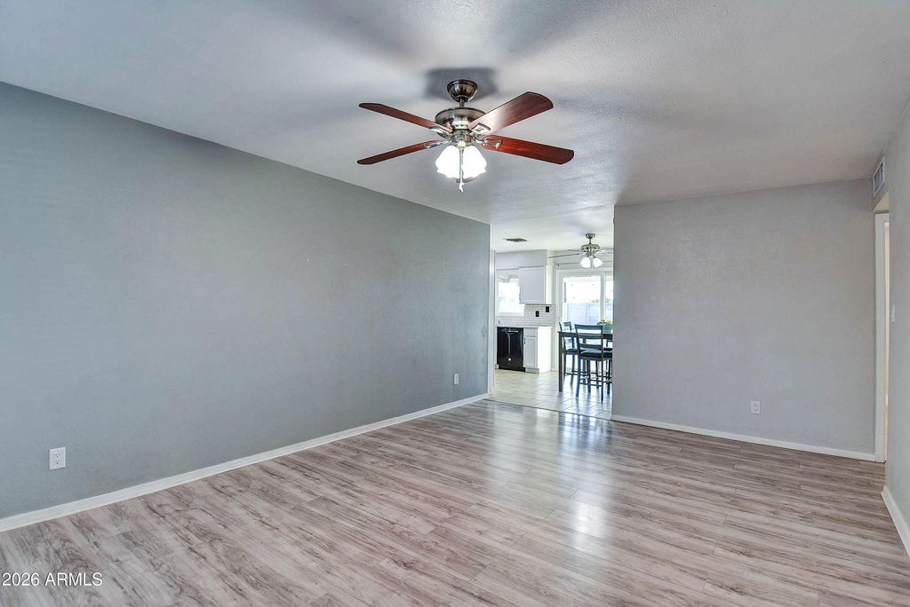 Image 10 of property listing at 2030 W WESTERN Drive, Chandler, AZ 85224