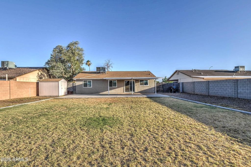 Image 14 of property listing at 2030 W WESTERN Drive, Chandler, AZ 85224