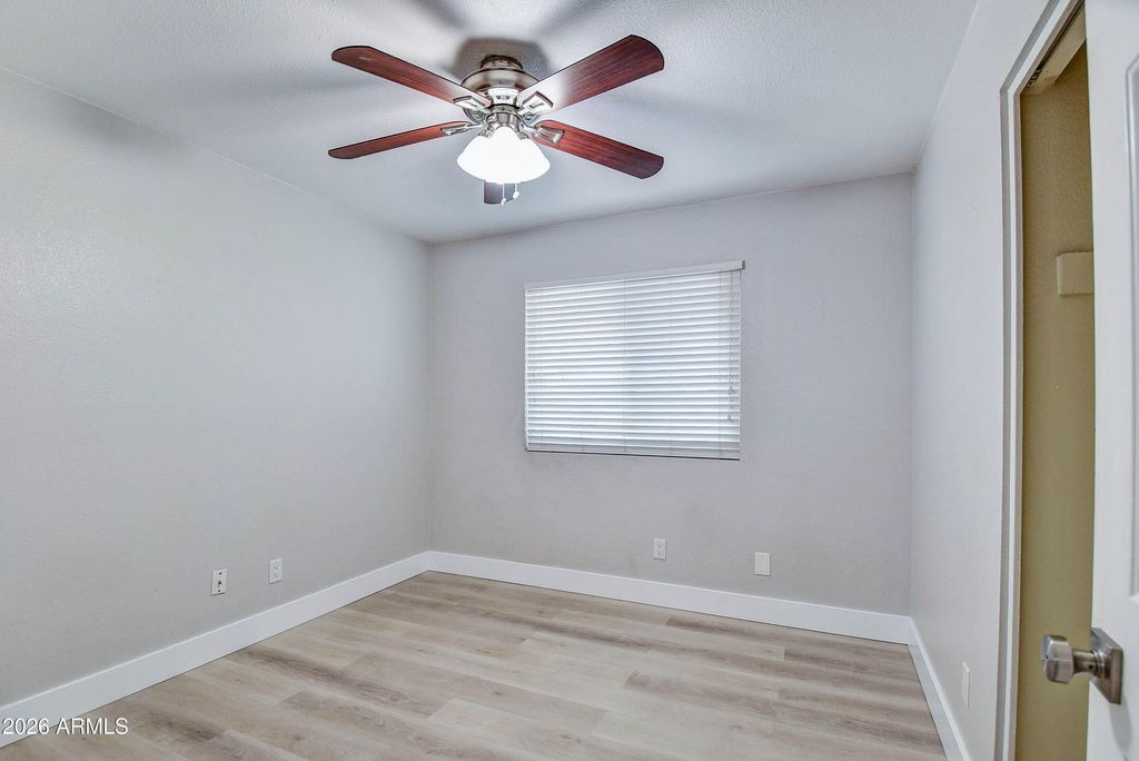 Image 16 of property listing at 2030 W WESTERN Drive, Chandler, AZ 85224
