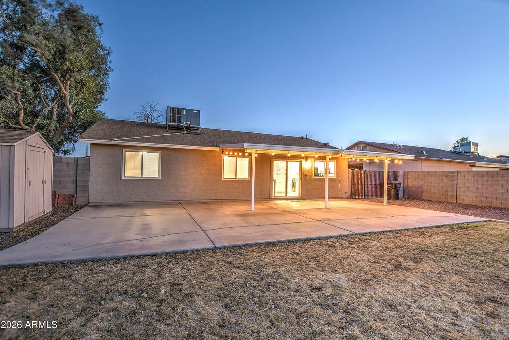 Image 26 of property listing at 2030 W WESTERN Drive, Chandler, AZ 85224