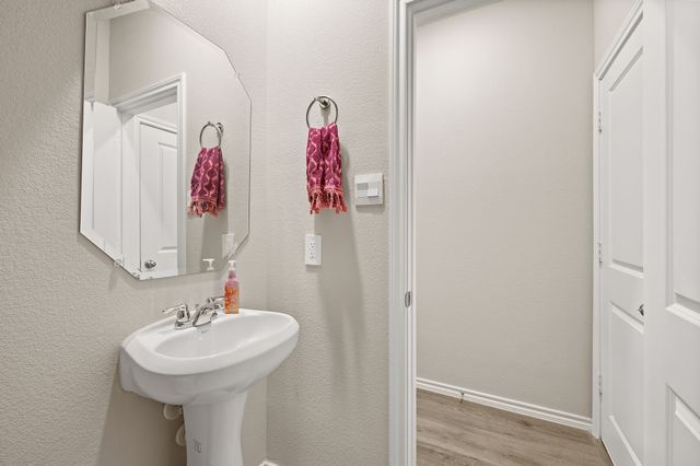 3210 Hampton Drive, Fort Worth, TX 76118