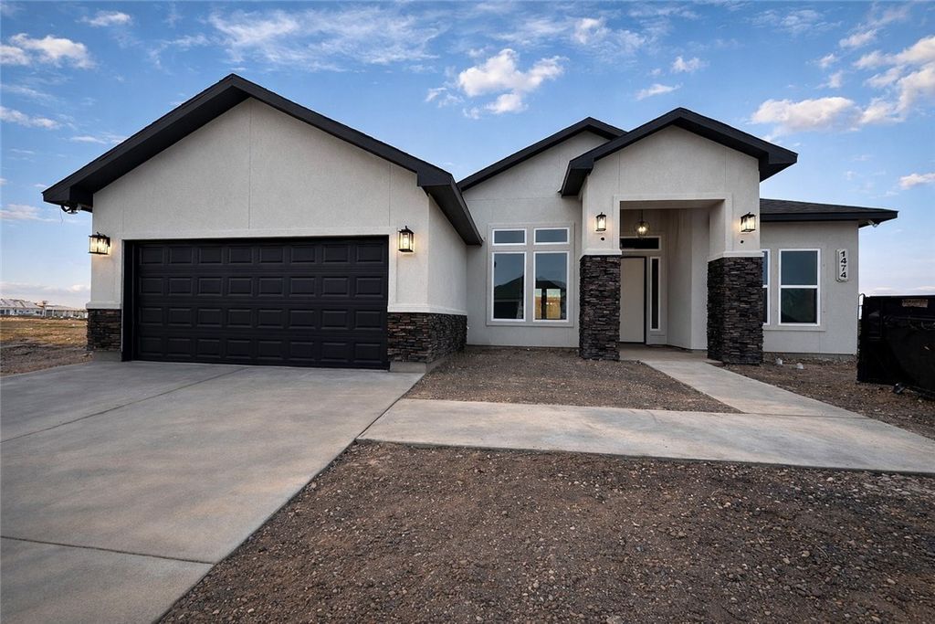 1474 Irigoyen Ct, Corpus Christi, TX 78415