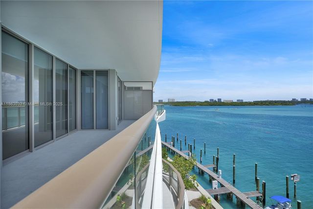 1135 103 505, Bay Harbor Islands, FL 33154