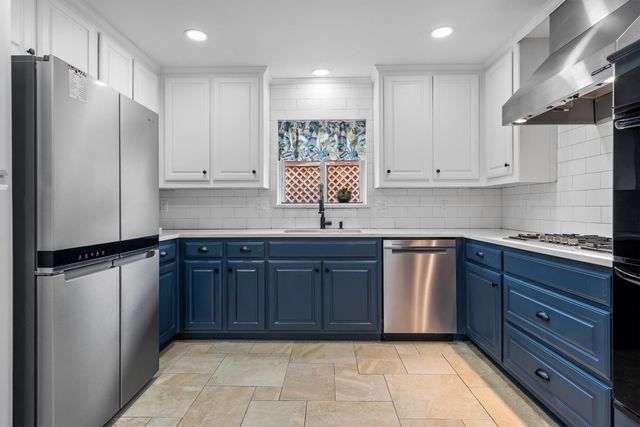 1813 Lake Side Lane, Plano, TX 75023