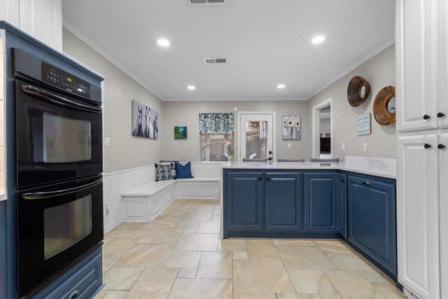 1813 Lake Side Lane, Plano, TX 75023