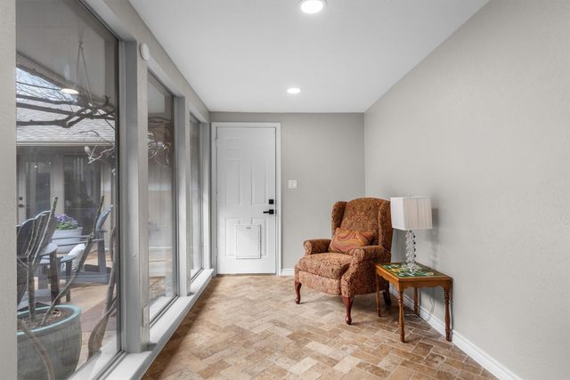 1813 Lake Side Lane, Plano, TX 75023