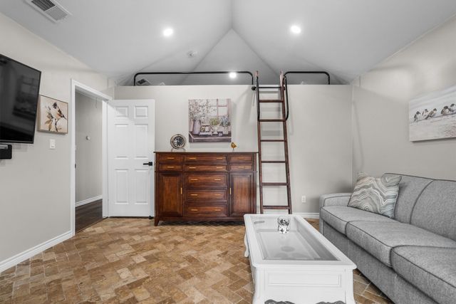 1813 Lake Side Lane, Plano, TX 75023