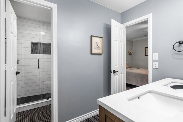 1813 Lake Side Lane, Plano, TX 75023