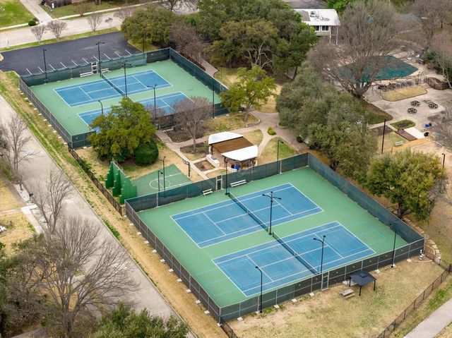 1813 Lake Side Lane, Plano, TX 75023