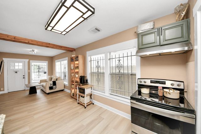 4415 Hershe Street, Houston, TX 77020