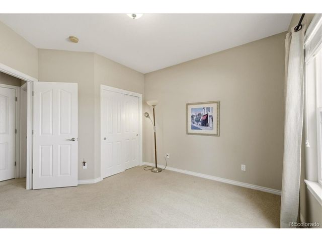 8711 Wild Horse Way, Longmont, CO 80504