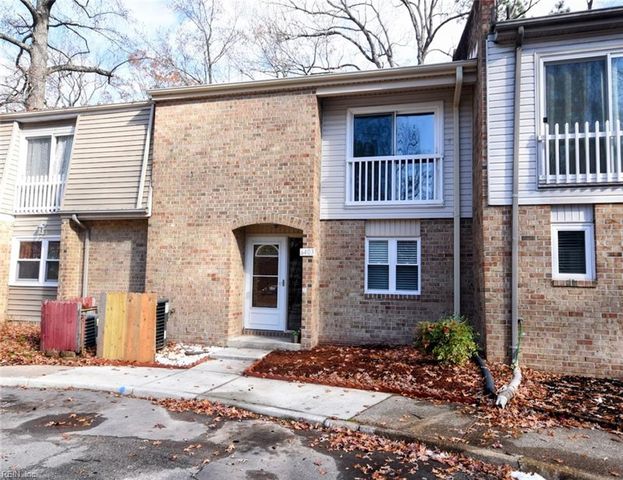 6403 Duquesne PL, Virginia Beach, VA 23464