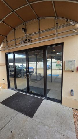 6633 W Sam Houston Parkway S 3C, Houston, TX 77072