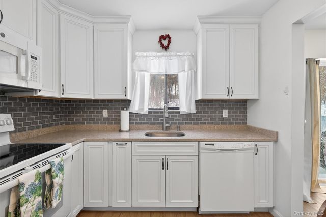 607 Mountain Laurel Drive, Monroe, NY 10950