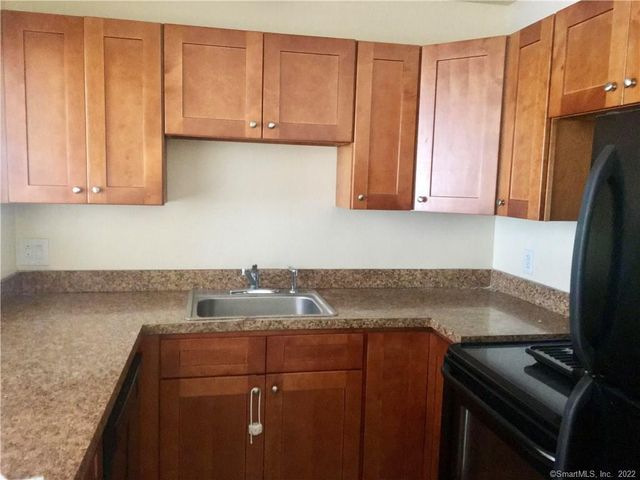 113 Niles Hill Road A, New London, CT 06320