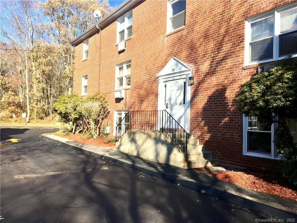 113 Niles Hill Road A, New London, CT 06320