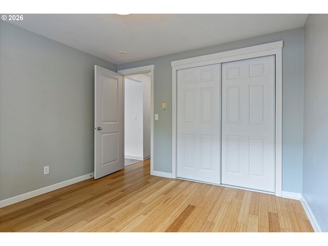 1255 Nw TRAIL Ave 1, Portland, OR 97229
