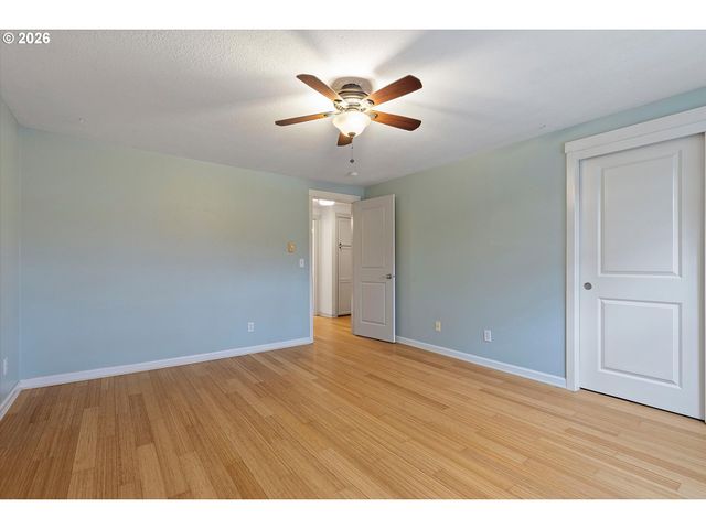 1255 Nw TRAIL Ave 1, Portland, OR 97229