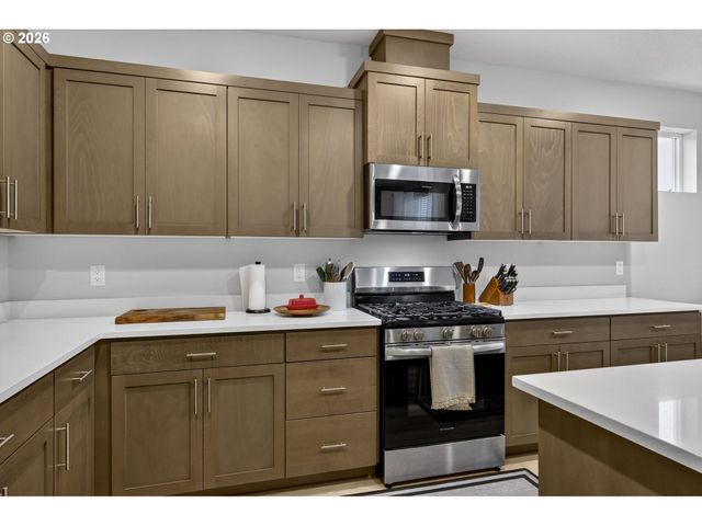 6490 Se 21ST St, Gresham, OR 97080