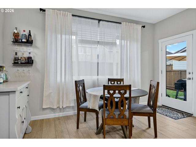 6490 Se 21ST St, Gresham, OR 97080