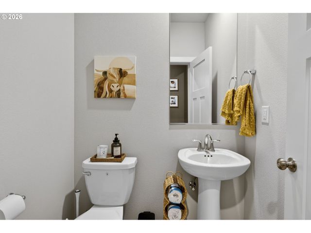 6490 Se 21ST St, Gresham, OR 97080