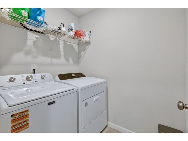 6490 Se 21ST St, Gresham, OR 97080